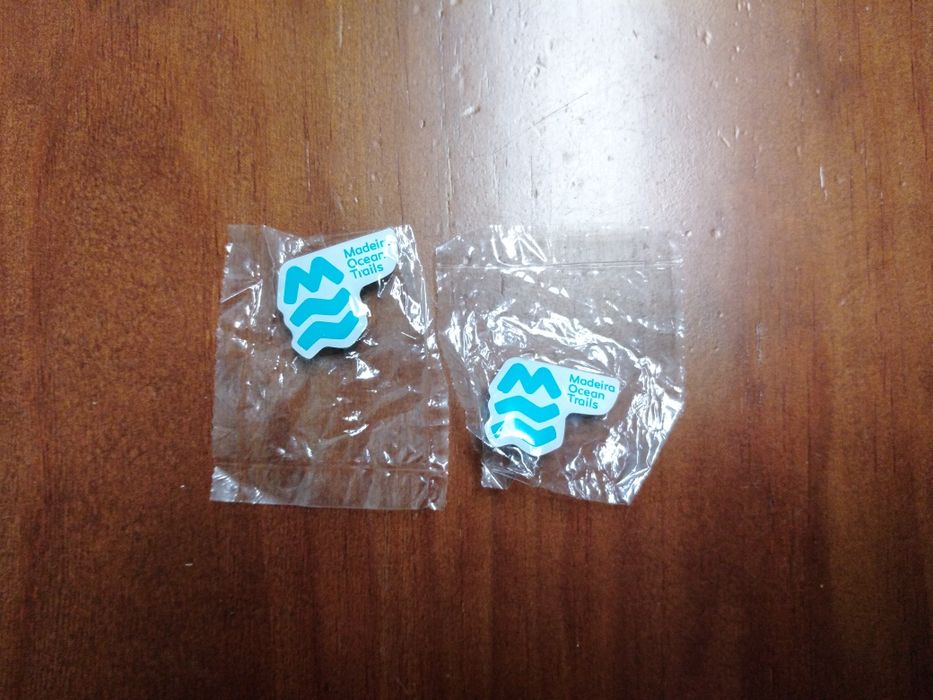 2 Pins *Ilha da Madeira *