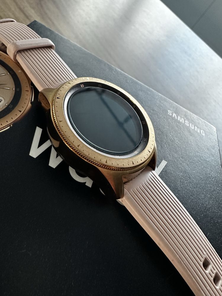 Zegarek galaxy watch - samsung , stan idealny! LTE + bluetooth 42 mm