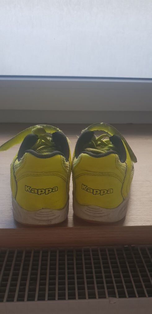 Kappa Buty chłopięce halówki r. 31