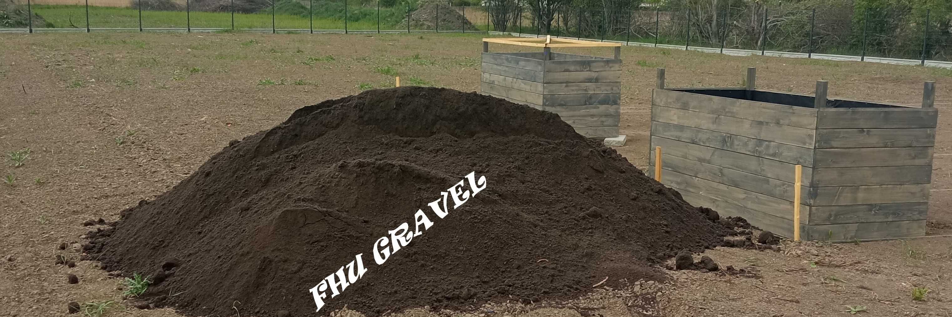 Czarnoziem z dostawą małą wywrotką 4t