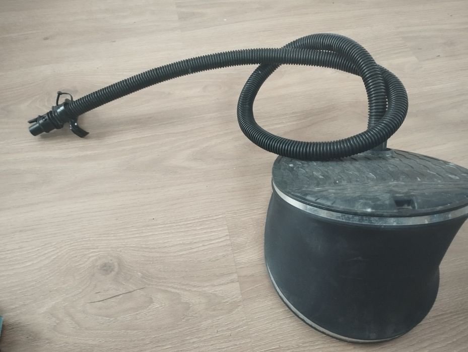 Sprzedam pompkę do materaca