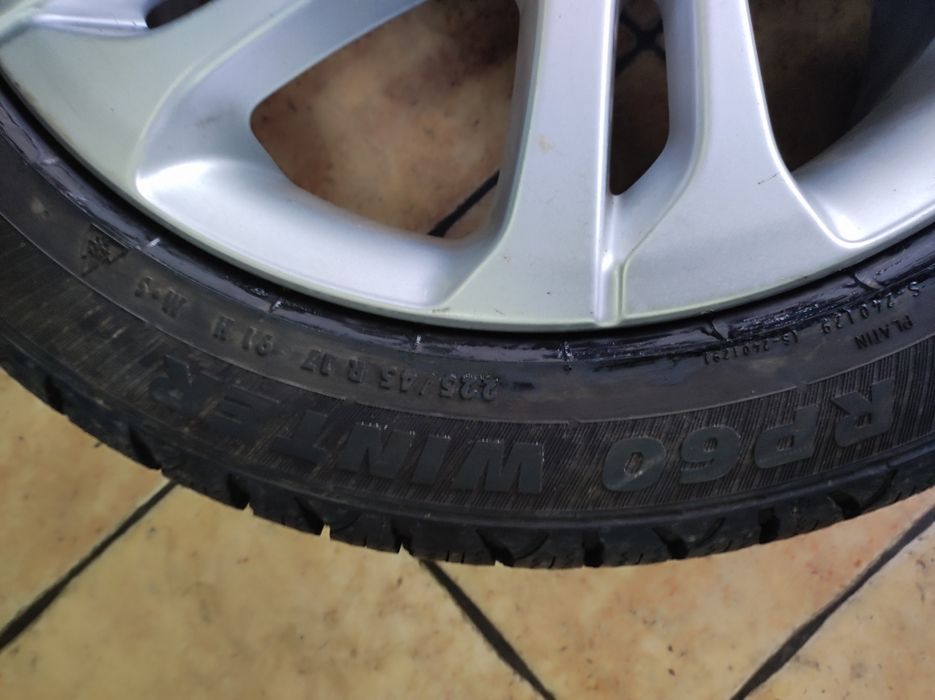 225.45.17 jedna opona Platin RP 60 Winter