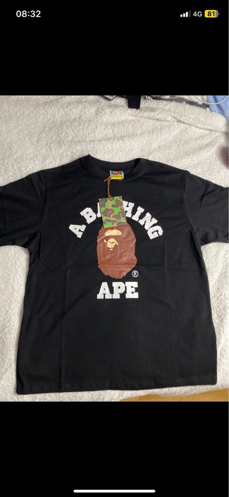 T-shirt A bathing Ape (Bape)