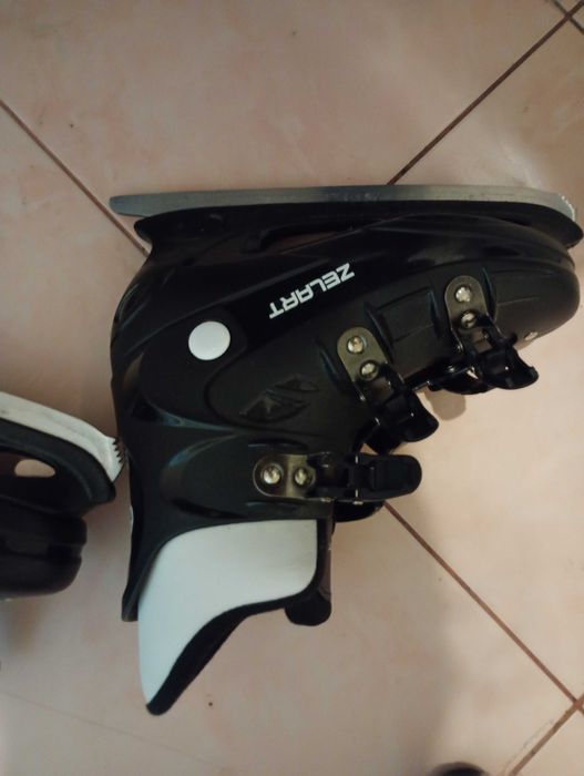 Ковзани льодові 39 розмір