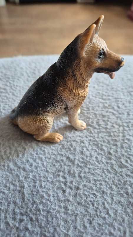Unikatowy owczarek niemiecki schleich z 2008r