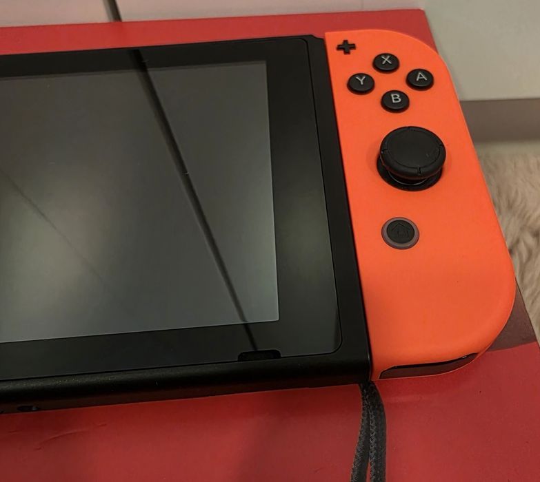 Nintendo Switch HAC-001 stan jak nowa 2025r