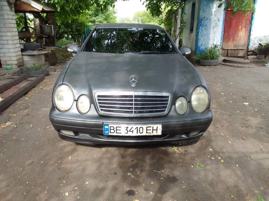 Продам Мерседес clk208