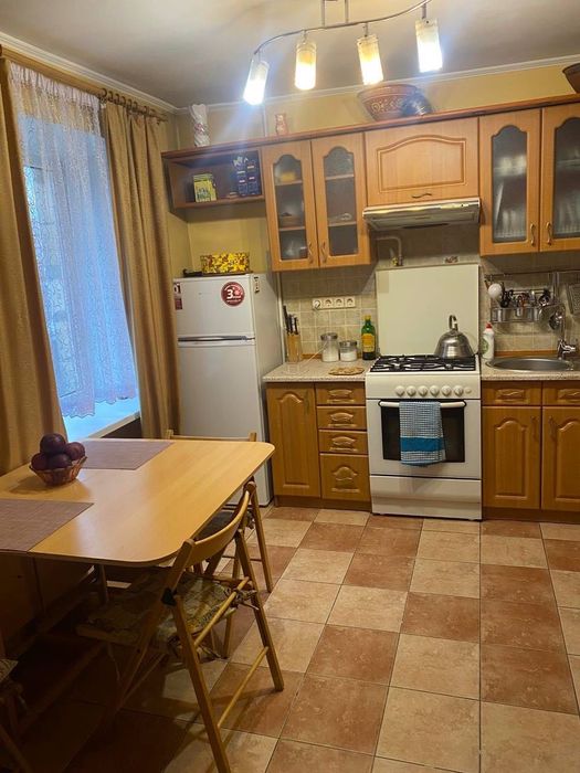 Оренда 1,5 км квартири поруч з ТЦ Veles Mall