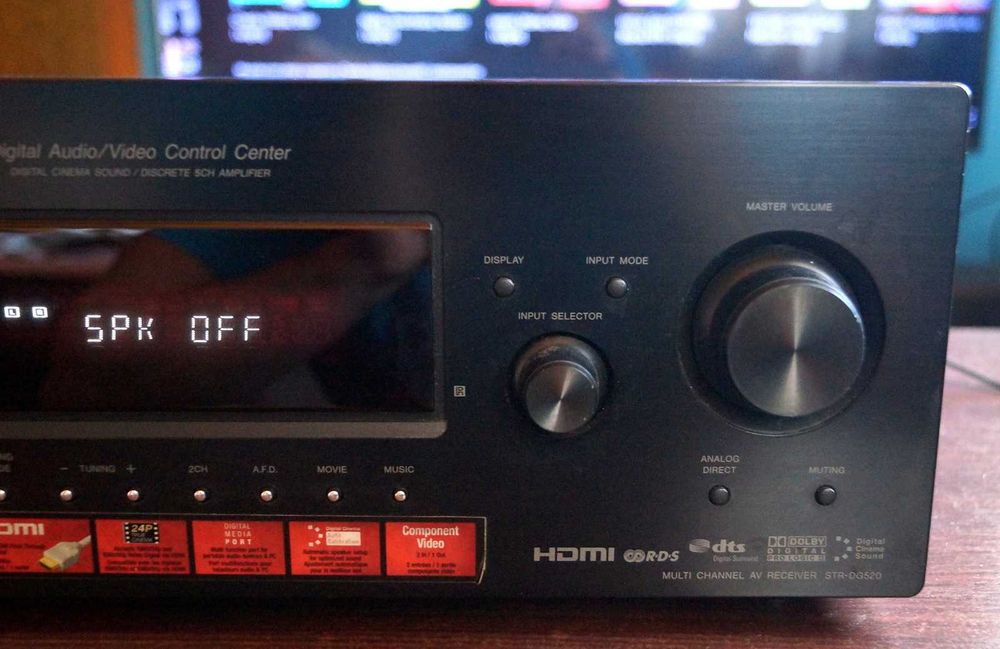 Bardzo Zadbany Amplituner Sony STR-DG520 wraz z oryginalnym pilotem