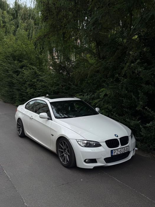 BMW Seria 3 E92 335i 2009