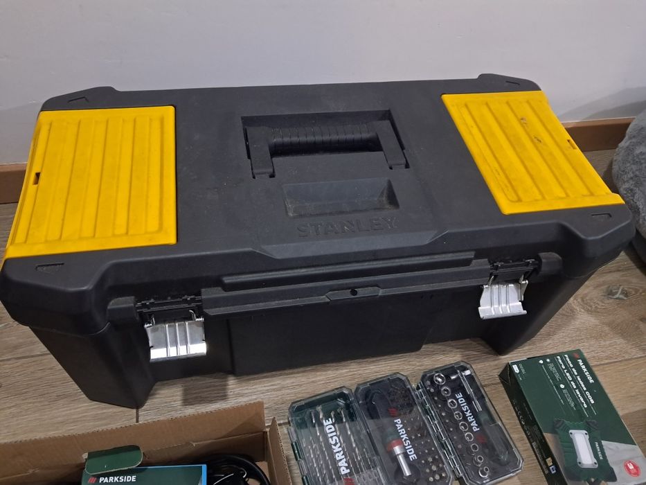 Mala com farramentas