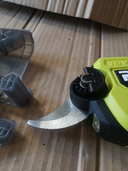 Ryobi ry18scxa sekator elektryczny nożyce ogrodowe akku nowy