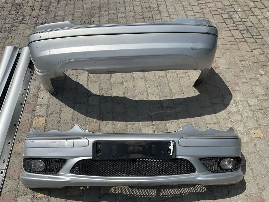 Бампер Передній Задній Mercedes W203 Порогі AMG Рестайл Авторазборка