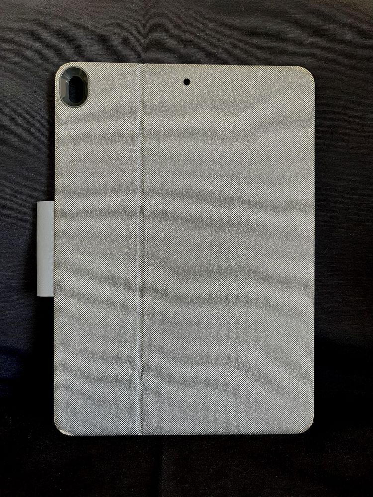 Logitech Combo Touch (teclado+case p/ iPad Air 3 / iPad Pro 10.5)