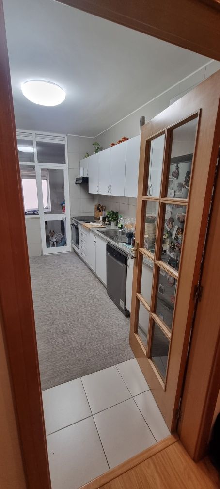 Arrendo apartamento T2 em Santo Tirso
