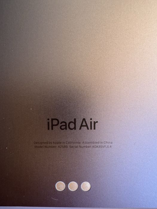 iPad Air (5 покоління) на запчастини