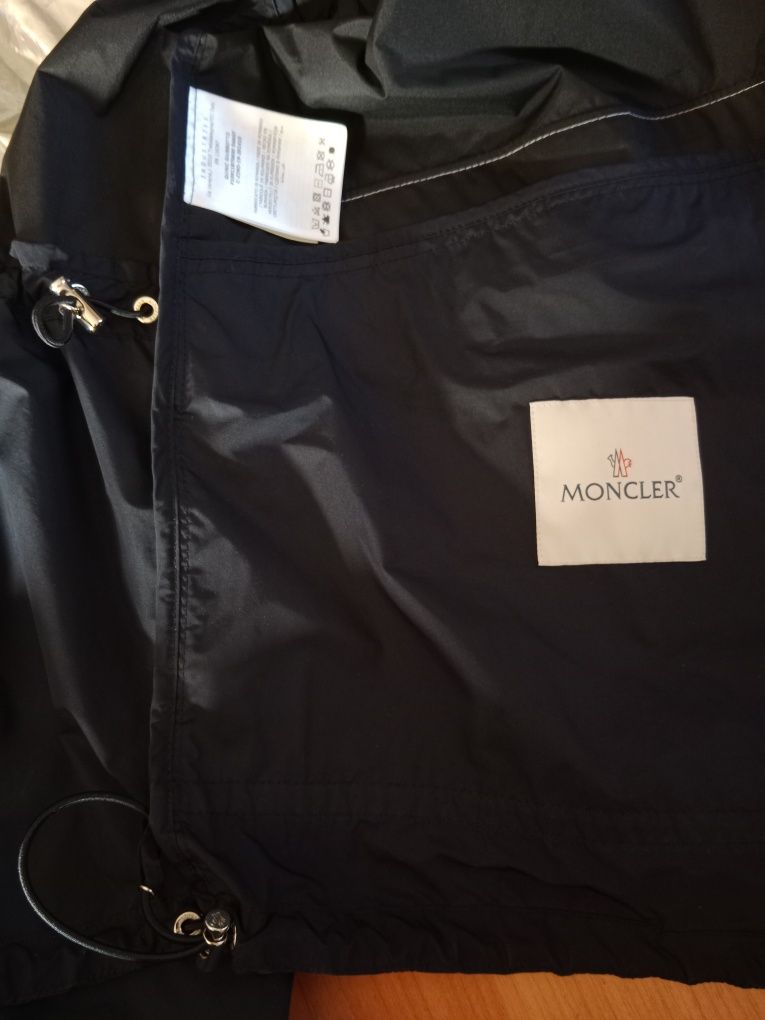 Ветровка - Куртка Moncler оригинал gucci loro