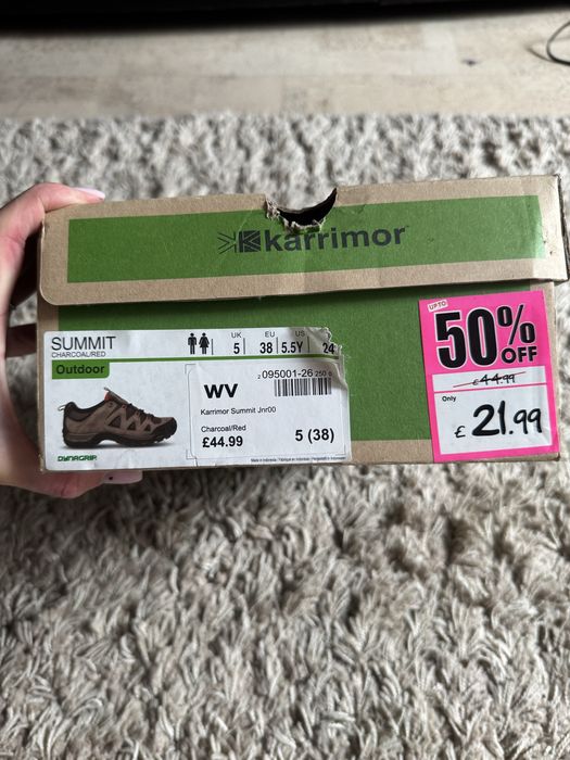 Трекінгові кросівки, нові