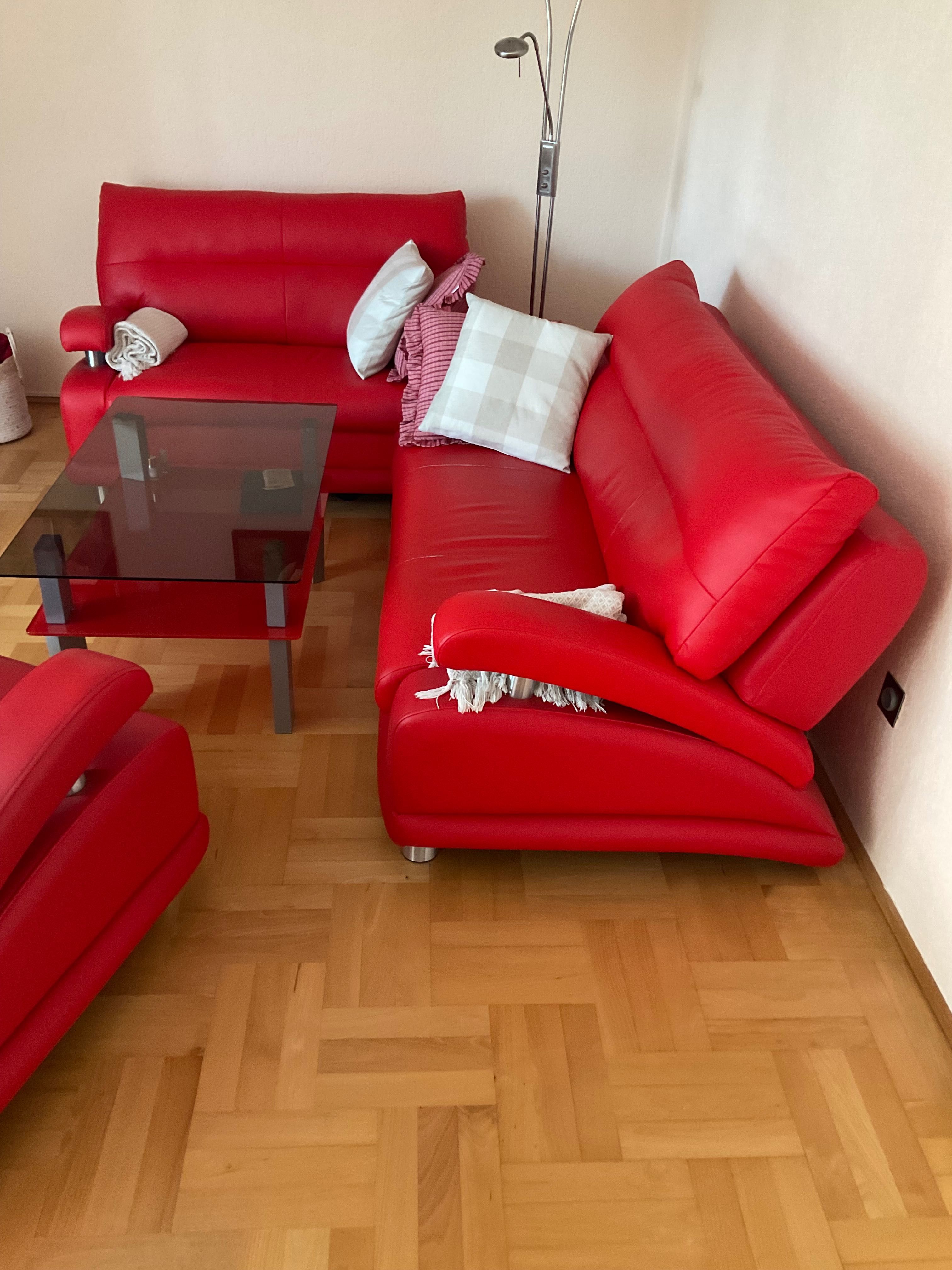 Sprzedam sofę dwuosobową, trzyosobową oraz fotel z ekoskóry do salonu,