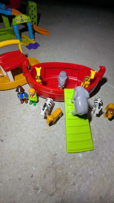 Brinquedo Arca de Noé Playmobil