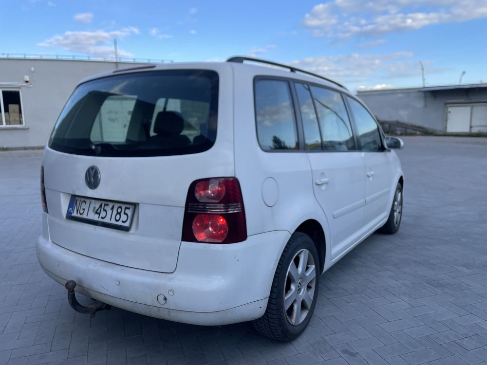 Volkswagen Touran 1.9tdi, hak