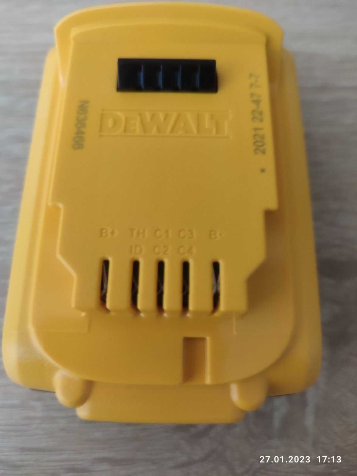 БАТАРЕЯ  DEWALT DCB184 18V/5.0АH.+
Зарядное устройство DeWalt DCB115