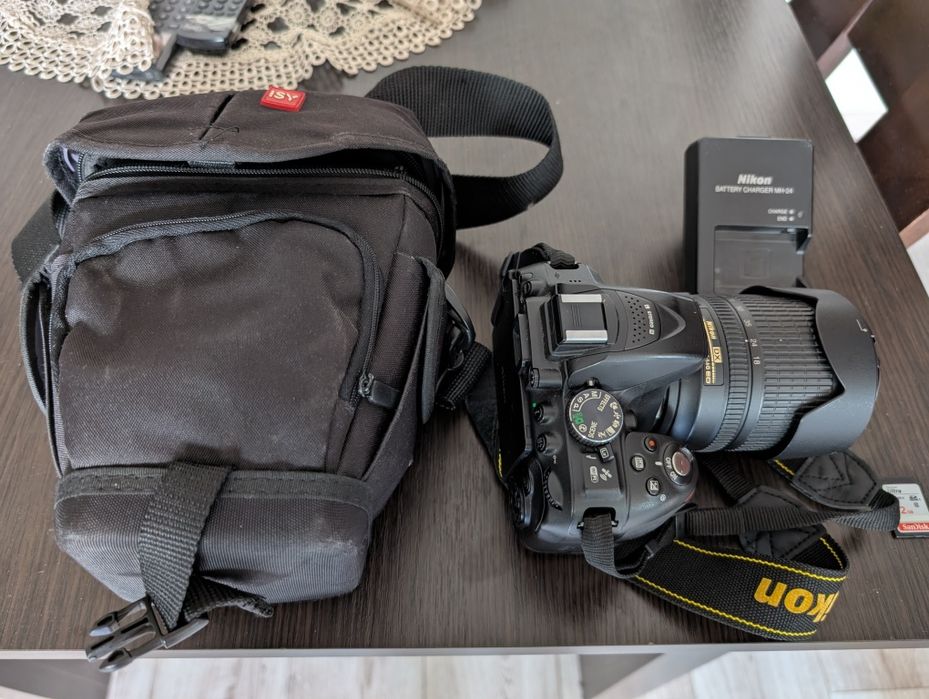 Na sprzedaż: Nikon D5300 + obiektyw Nikkor 18–105mm VR