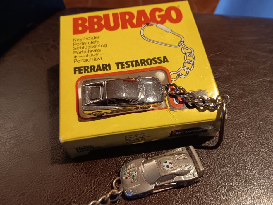 2 Porta chaves FERRARI
