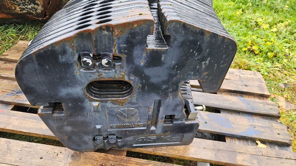 Obciążnik  przedni do ciągników New Holland