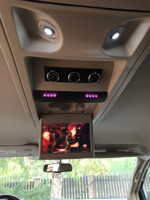 Panel dvd Chrysler Town&Country, monitor