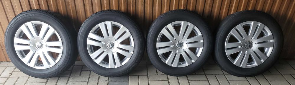 Koła Volkswagen Passat i inne, grupa VAG 215/55/R16 - super stan