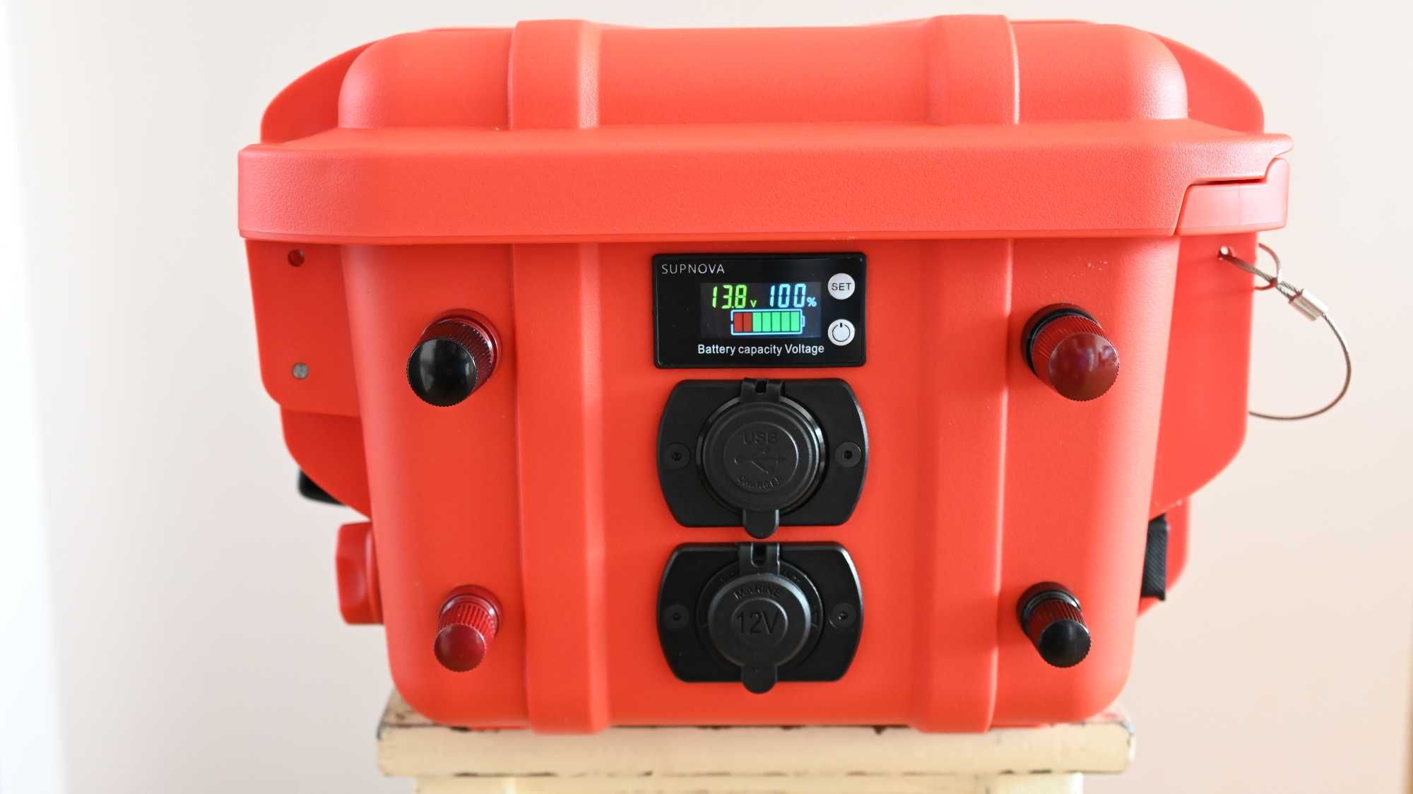 Akumulator do łódki kampera LiFePO4 12V 200Ah walizkowy