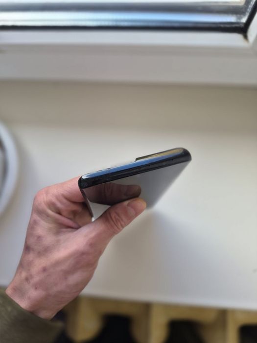 Samsung S21 Ultra 12/128 беспроводная зарядка