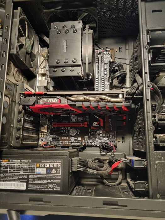 Komputer Gamingowy i7-6700K 4GHz/GTX 1070/16 GB RAM +WIN10 + akcesoria