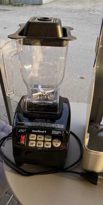 Професійний блендер TM-800 Saro чорний