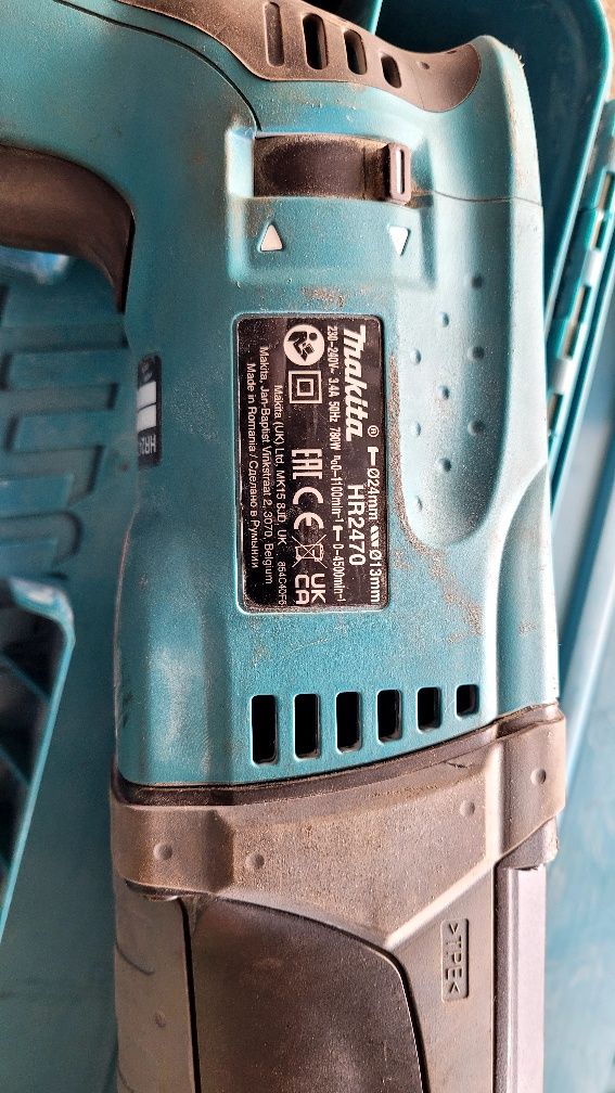 Makita HR2470 młotowiertarka sds