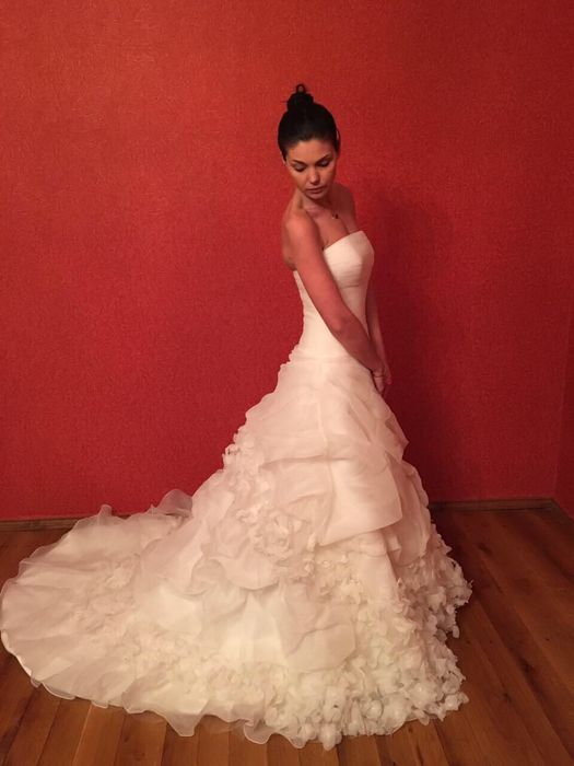 Нова весільна сукня. Свадебное платье. Wedding dress La Sposa design.