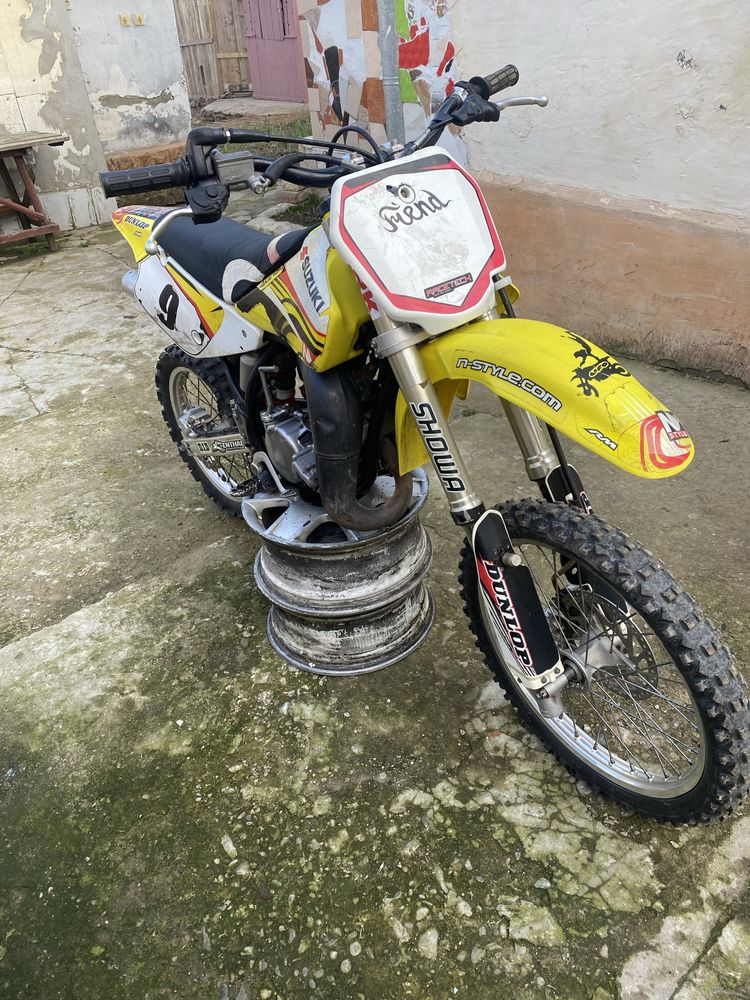 Продам suzuki rm85