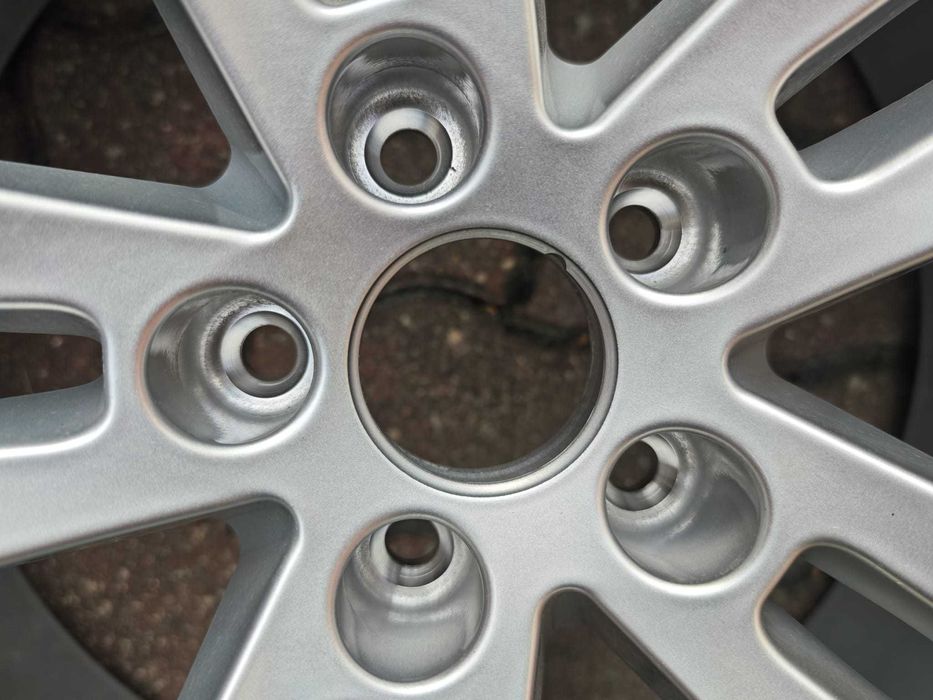 Nowe koła zimowe 19 Audi A4 B9 A5 opony 255/35/19 bieżnik 9 mm rok 23