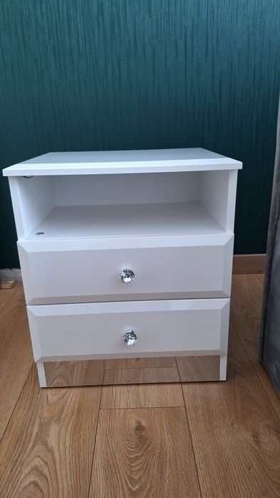 Szafka nocna biała podświetlana