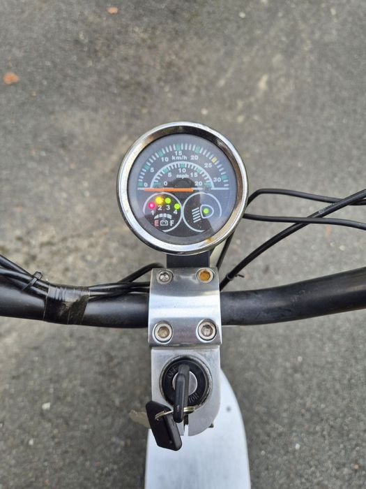 ЕЛЕКТРО скутер в робочому стані