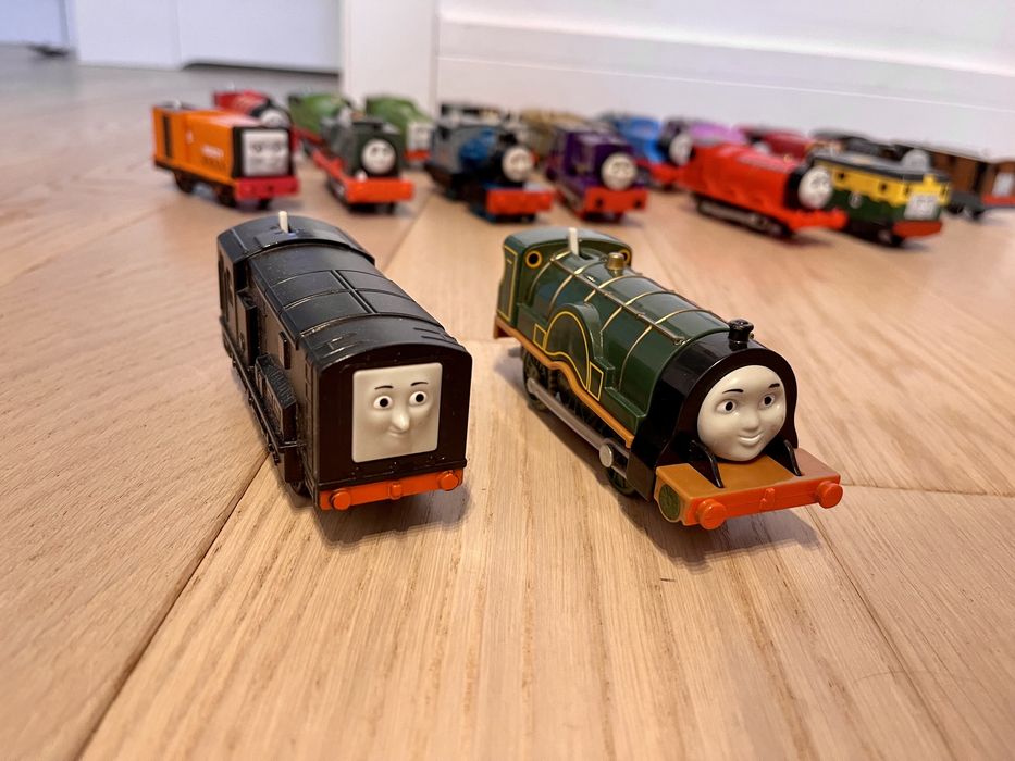 Tomek i przyjaciele ZESTAW tory, ciuchcie, wagony, zwrotnice itp.