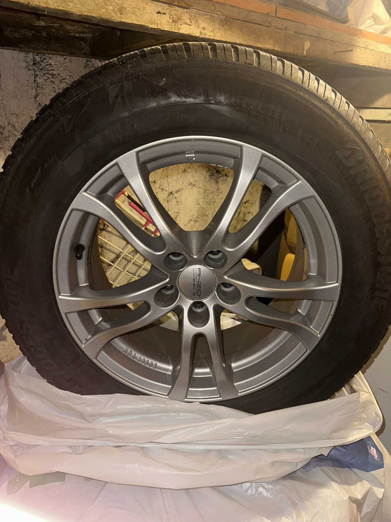 Felgi Anzio + opony zimowe Bridgestone