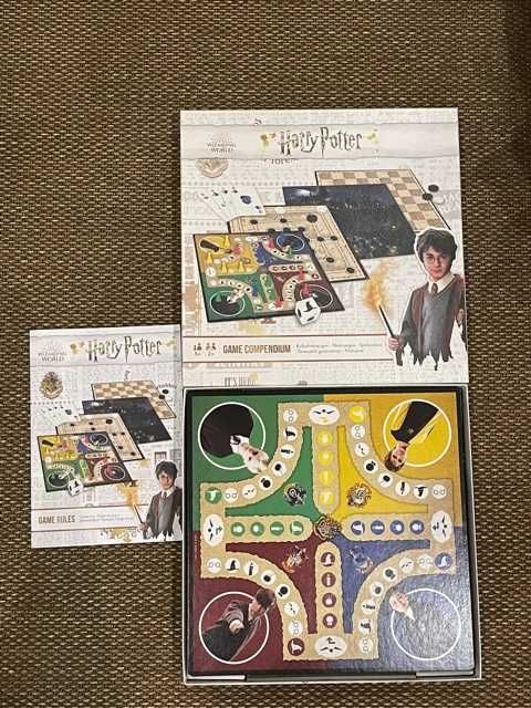 Jogo de Tabuleiro do Harry Potter - Wizarding World Completo