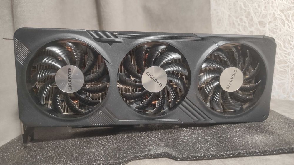 Видеокарта GIGABYTE GF RTX 4060 Ti GAMING OC 8Gb Гарантия