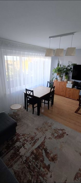 Mieszkanie na sprzedaż / 4 pokoje