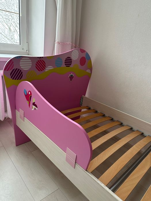 Меблі Cilek для дівчинки, дитяча кровать