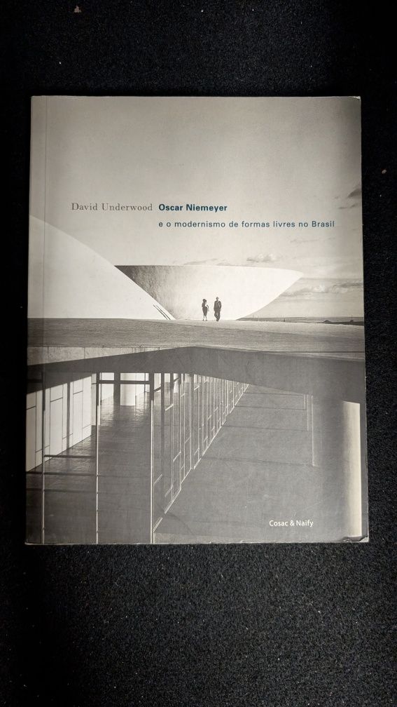Livros e revistas de arquitetura