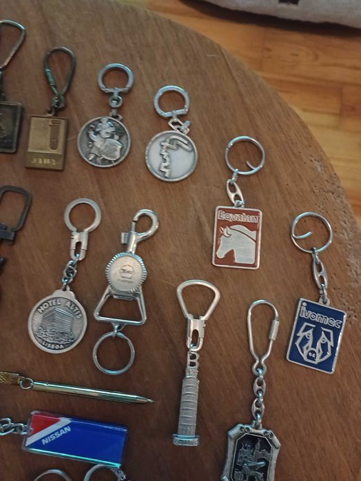 Lote de 27 porta chaves antigos