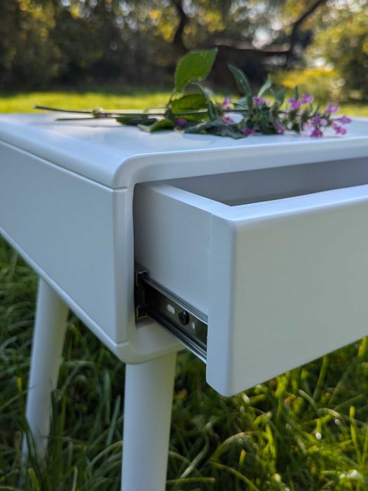 Приліжкова тумба  / тумба для спальні  / тумба з натурального дерева